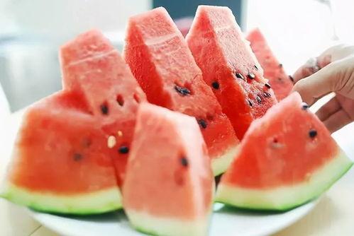 老祖吃瓜,揭秘娱乐圈那些不为人知的幕后故事 第1张 老祖吃瓜,揭秘娱乐圈那些不为人知的幕后故事 第1张